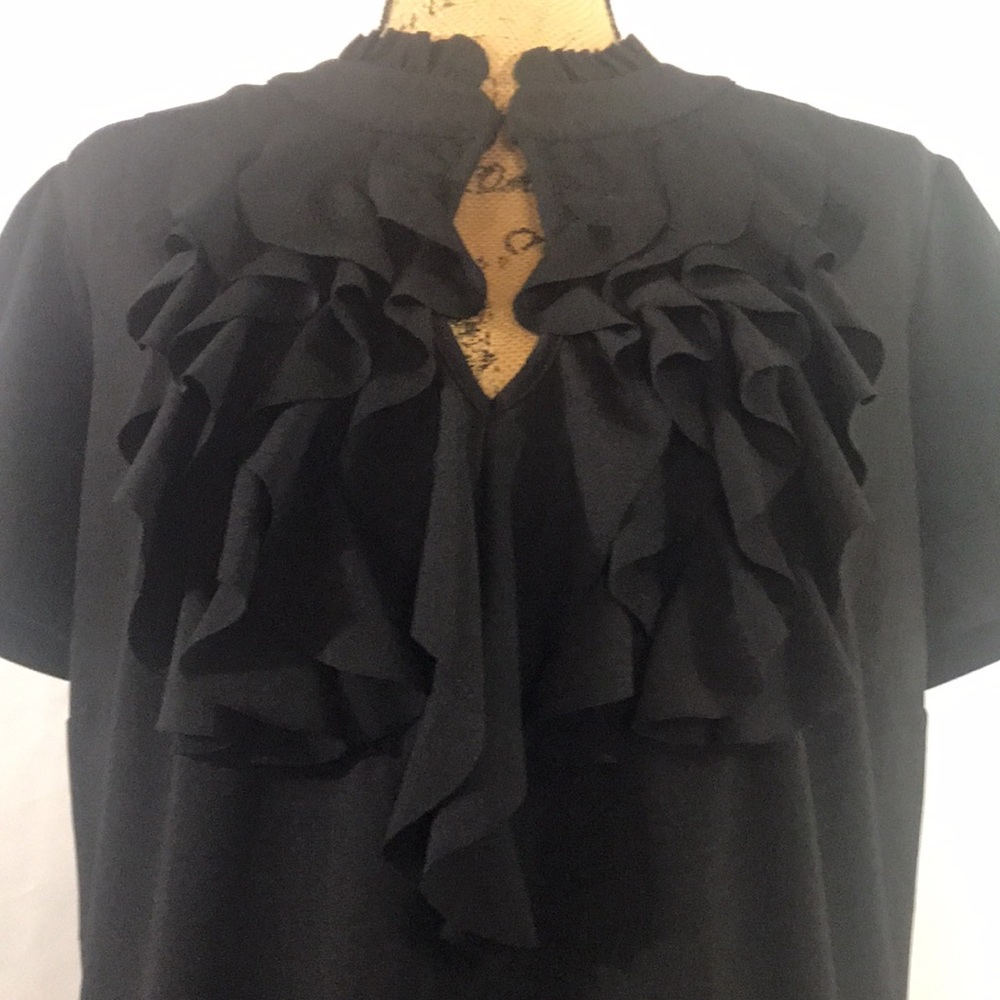 Torrid Keyhole Ruffled Top - Picture 3 of 6